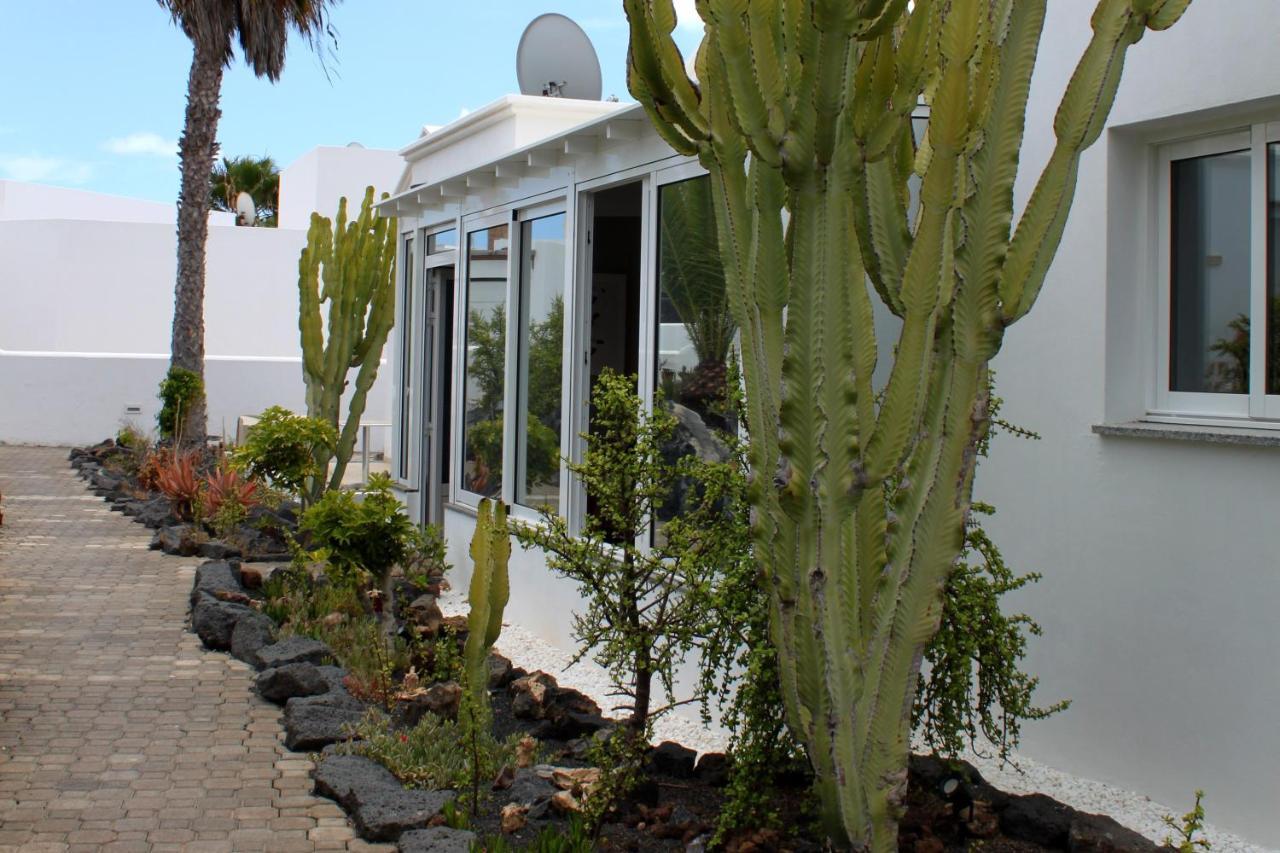 B2 Bungalow Casitas De Luz Charco del Palo Exteriör bild